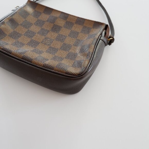 Authentic Preowned Louis Vuitton Damier Ebene Tousse Accessory Pouch - Picture 3 of 13
